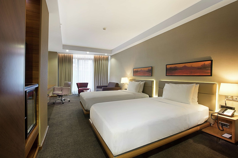 Bedroom 3, DoubleTree by Hilton Istanbul - Old Town, Fatih