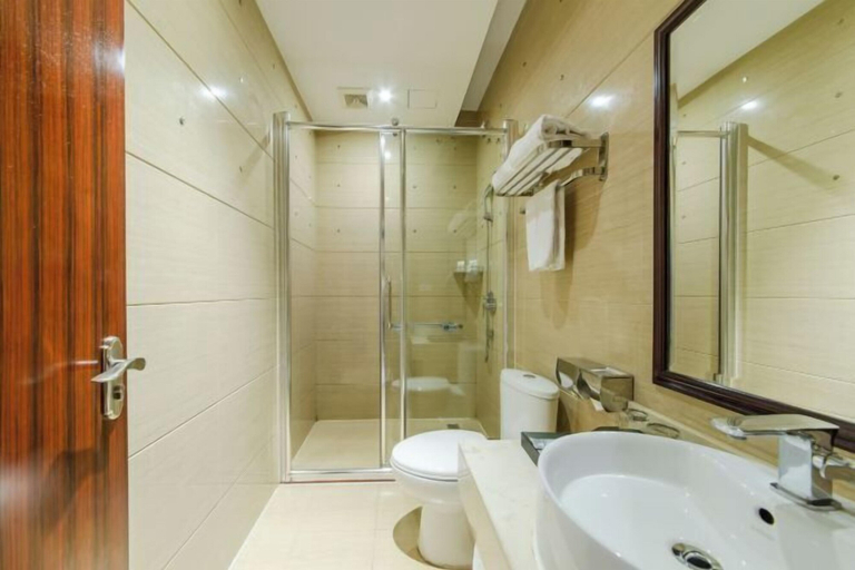 Bathroom 3, Santavan Hotel, Shenzhen