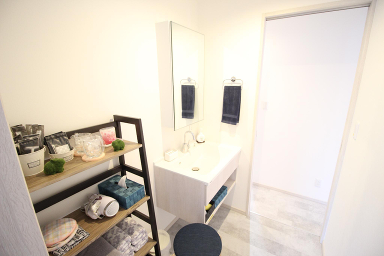 Bathroom 4, Condominium Felicita Naha, Naha