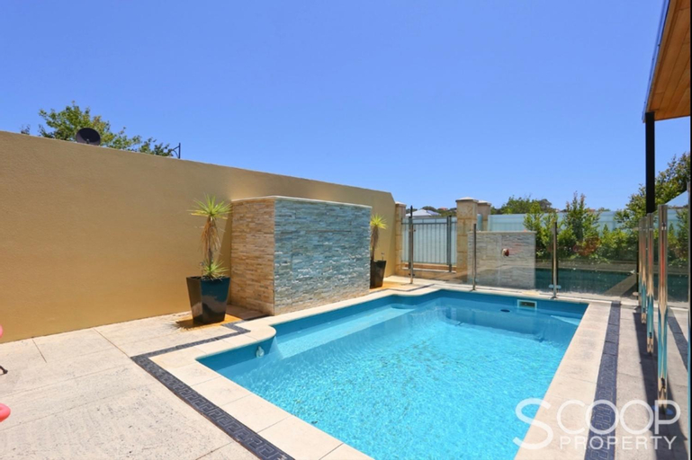 Sport & Beauty 2, LUXURY VILLA W POOL & SPAS, Cockburn