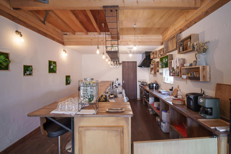 Food & Drinks 3, Nabeya's Guesthouse, Nanae