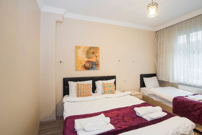 Bedroom 4, Berce Hotel, Fatih