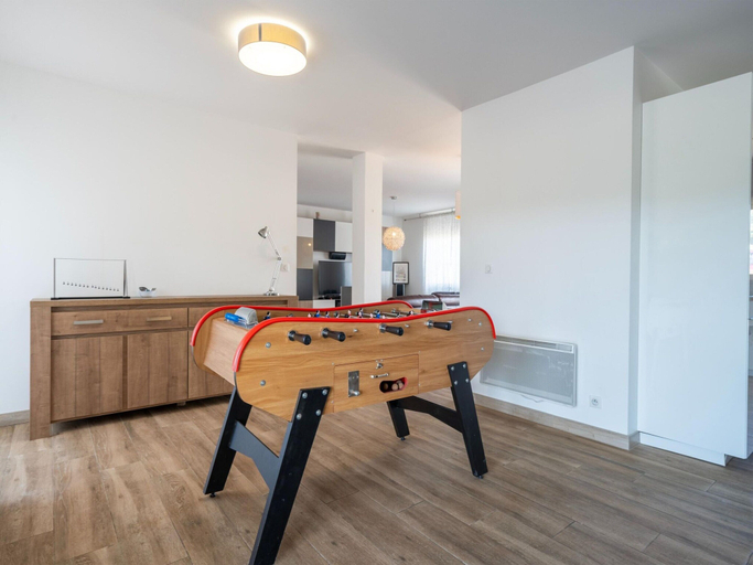 Game room 5, Majestic Villa With Private Pool, Hérault