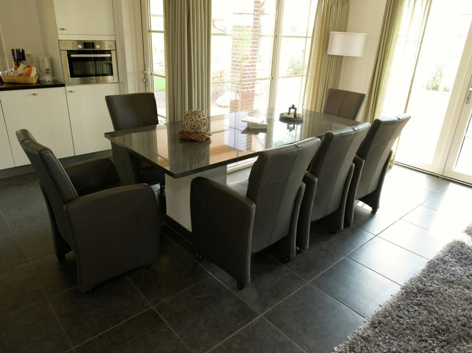 Dining 4, Villa With Bubble Bath, Ommen