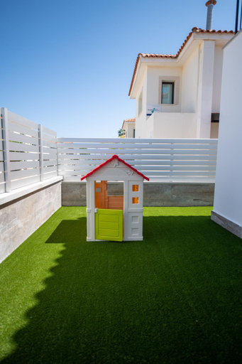 Others 2, Luxury Villa Agathoula