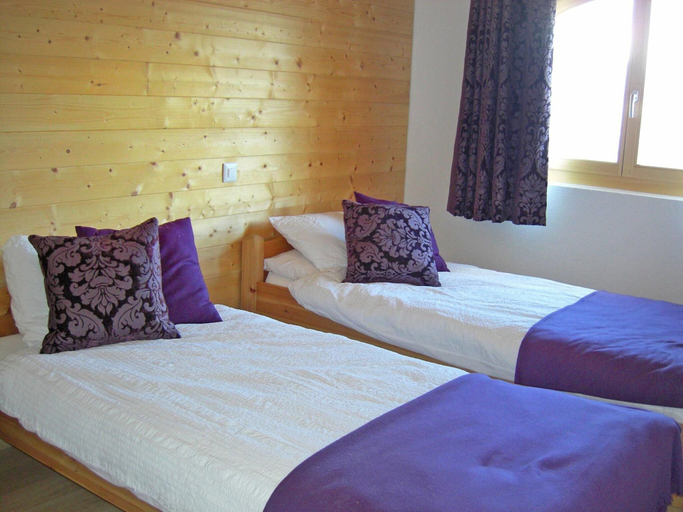 Bedroom 3, Chalet in Heremence With Stunning Alpine Views, Hérens