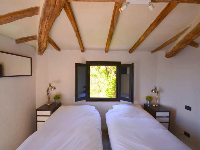 Bedroom 5, Belvilla by OYO Brama Sole, Lucca