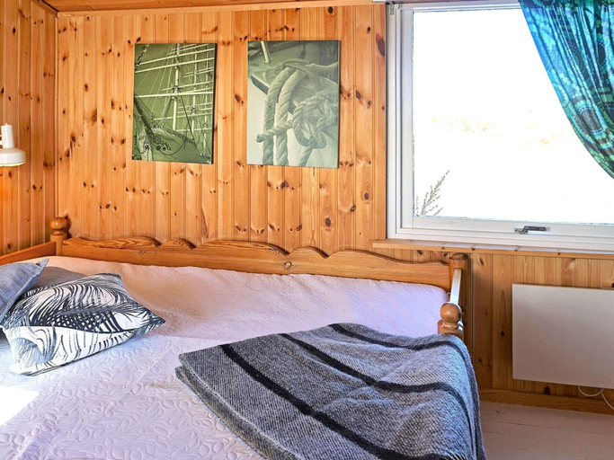 Bedroom, 3 Person Holiday Home in Ockero, Öckerö