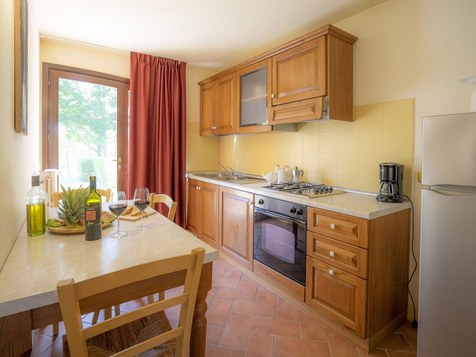 Others 5, Cozy Apartment With Terrace in Tuscany, Pisa