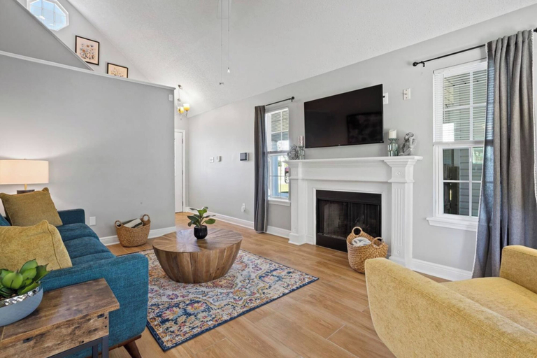 Others 5, Cozy Condo with Spacious Patio, Harrison