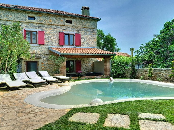 Exterior & Views 2, Holiday Home Liznjan With Pool Near Beach, Ližnjan
