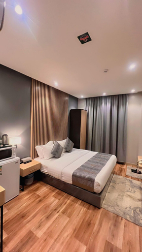 Bedroom 5, Happiness Suites, Riyadh
