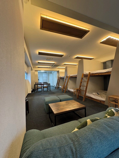 Bedroom 2, East End BLD, Osaka
