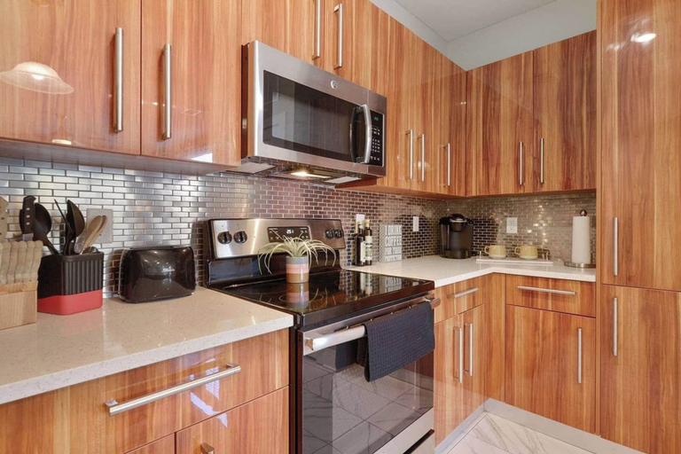 Others 4, Luxurious Downtown Condo, East Baton Rouge