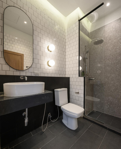 Bathroom 20