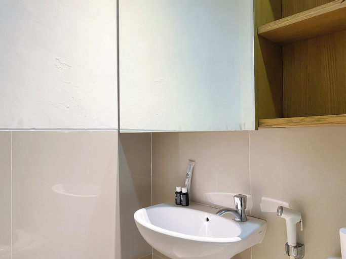 Bathroom 7
