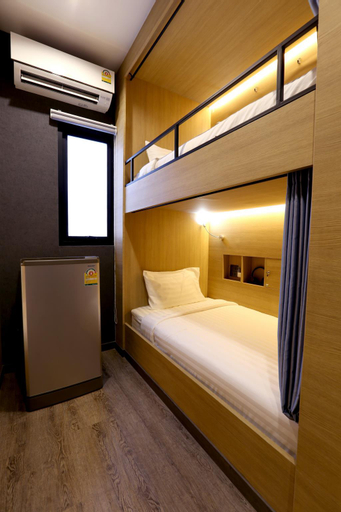 Bedroom 12