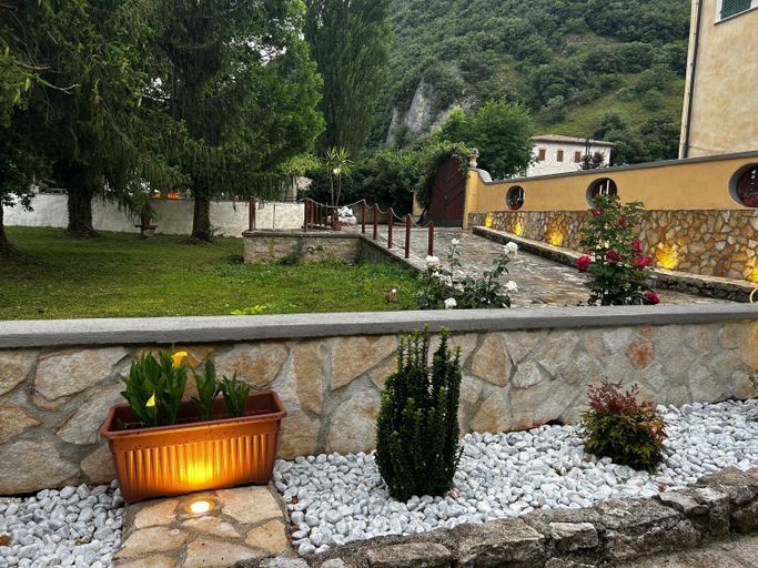Others 2, Residence il giardino sul fiume Nera, Perugia