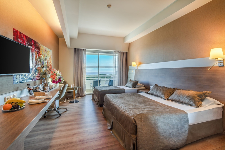 Bedroom 3, Concorde De Luxe Resort, Antalya