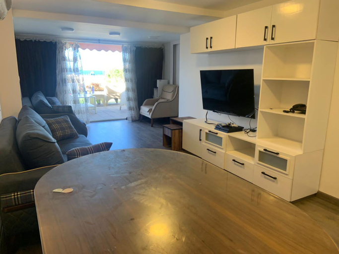 Shared lounge/TV area, JERMA apartments شاليه المعموره, Al-Muntazah