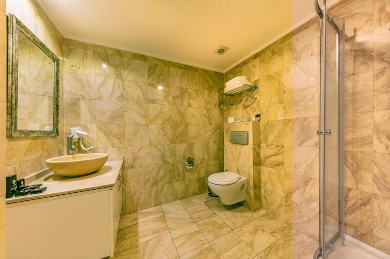 Bathroom, Asia Business Suites, Atasehir