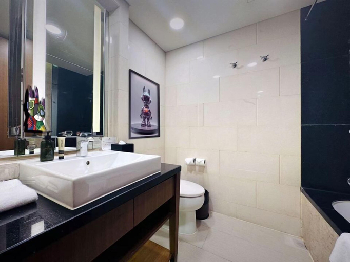Bathroom 4, Ascott Huai Hai Road Shanghai, Shanghai