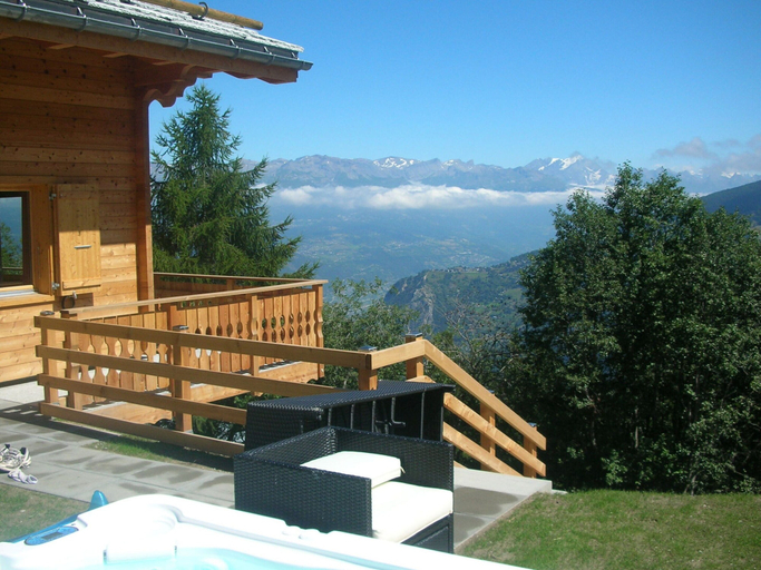 Exterior & Views 2, Chalet in Val Dherens Near Ski Lift, Hérens