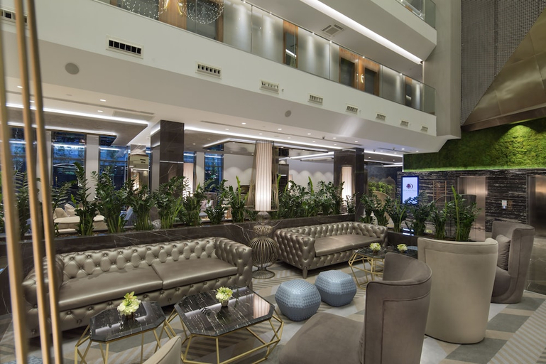 Food & Drinks 4, Doubletree By Hilton Istanbul Piyalepasa, Beyoğlu