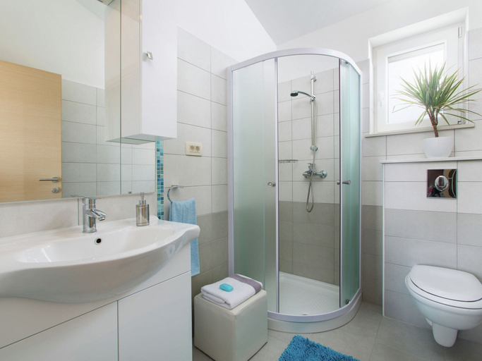Bathroom 3, Detached Villa With Private Pool Located on Hill Overlooking Kvarner, Labin