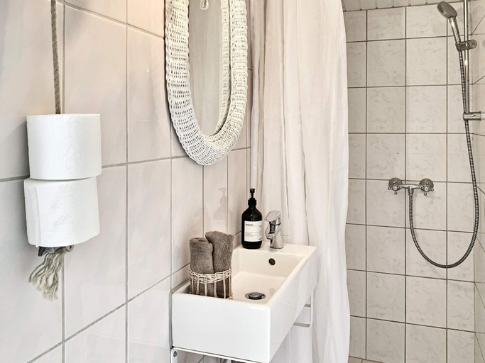 Bathroom 4, 4 Star Holiday Home in Blokhus, Jammerbugt