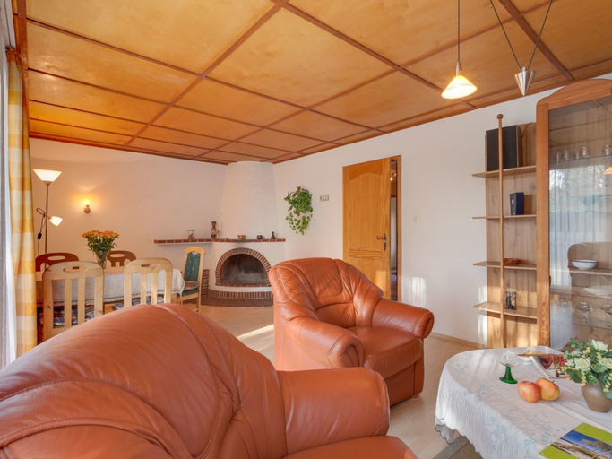 Others 4, Ruhiges Ferienhaus in Zingst-urlaub Nahe am Strand, Vorpommern-Rügen