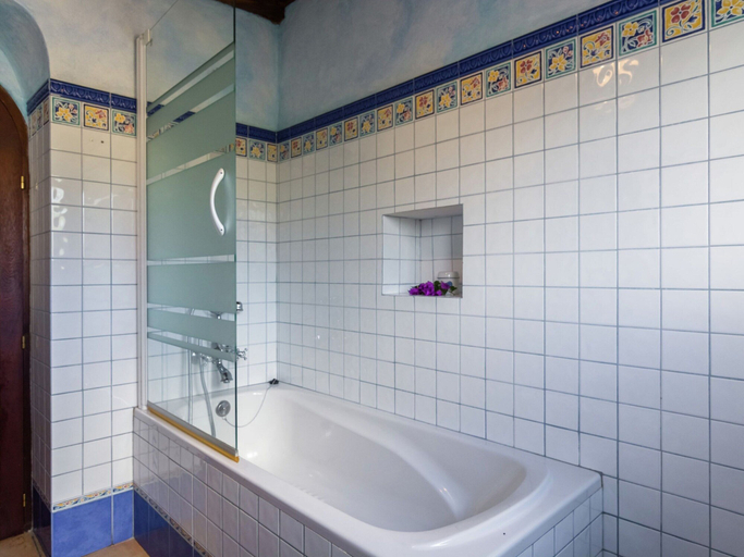 Bathroom 4, Belvilla by OYO Can Bosque, Baleares