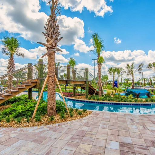 Room 4, Charming 4 BDR Townhome at Storey Lake Resort, Osceola