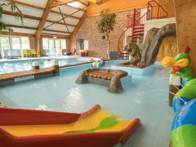 Pool 3, Charming Home w/ Garden, Steenwijkerland