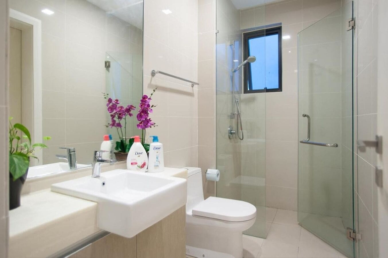 Bathroom 3, M city ampang KL by Rit, Kuala Lumpur