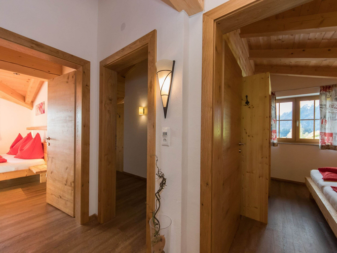Bedroom 4, Apartment in Kaprun Near the ski Area, Zell am See