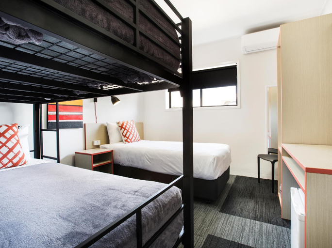 Bedroom 30