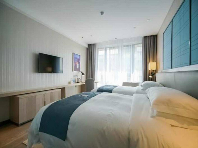 Bedroom 25