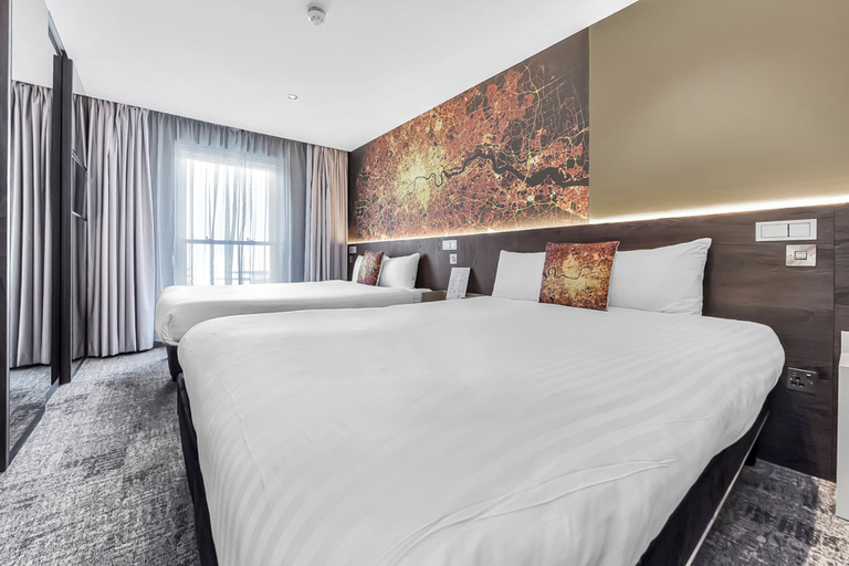 Bedroom 3, Heeton Concept Hotel - Luma Hammersmith, London