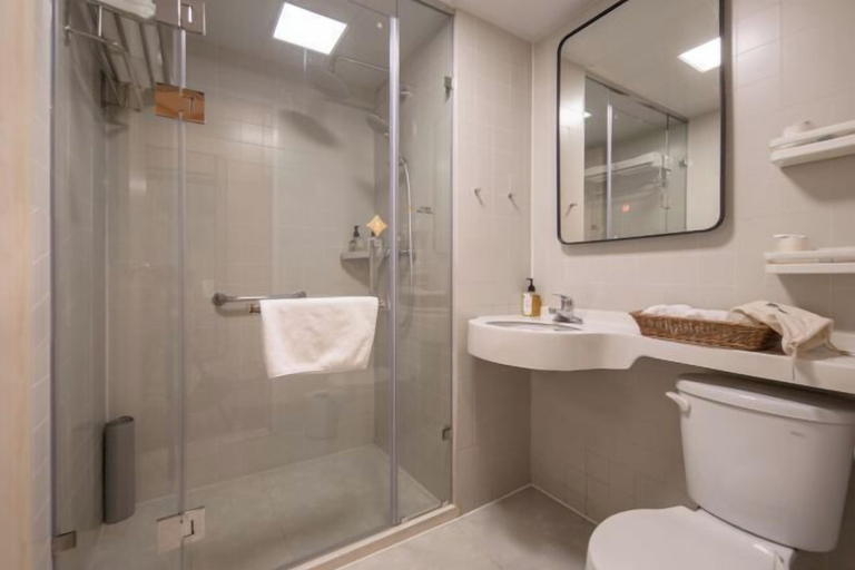 Bathroom 4, Jinjiang Inn (Lin'an Qianwang Street), Hangzhou