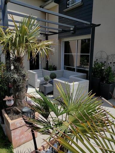 Others 5, CHEZ HELENE, Ille-et-Vilaine