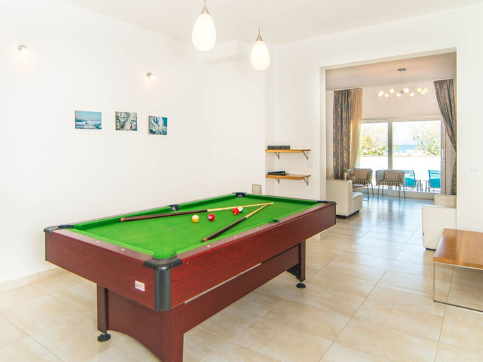 Others 5, Magnificent Villa in Supetar With Swimming Pool, Supetar