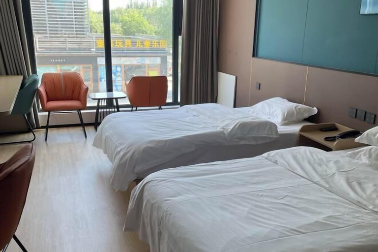 Bedroom 8