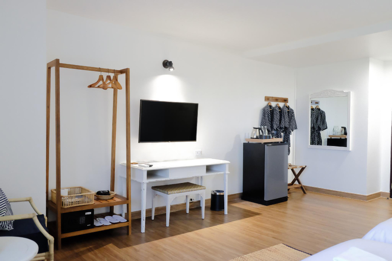 Bedroom 8