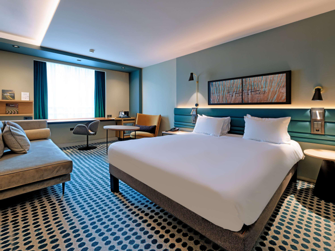 Bedroom 24