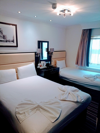 Bedroom 4, Edward, London