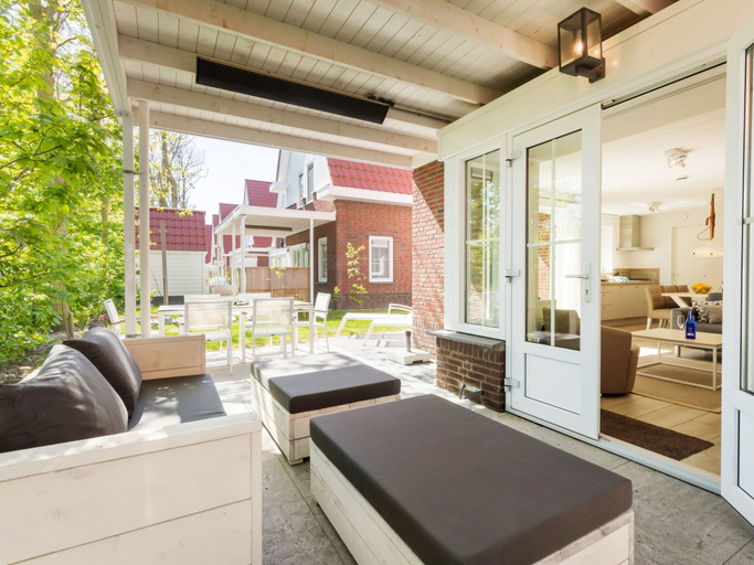 Exterior 4, Villa in Dishoek Near Noordzee Beach, Veere