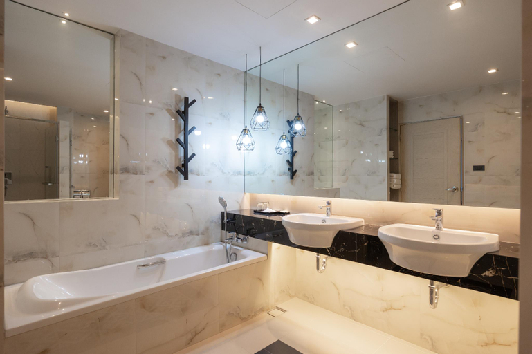 Bathroom 5