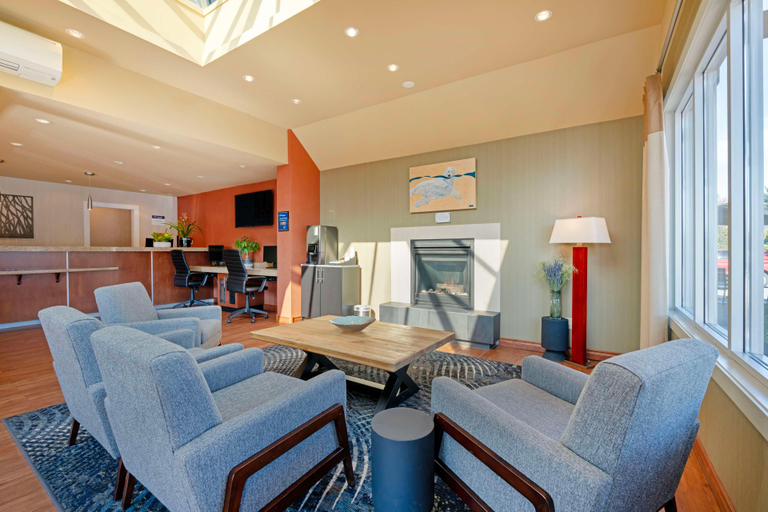 Public Area 3, Best Western Plus Emerald Isle Hotel, Capital