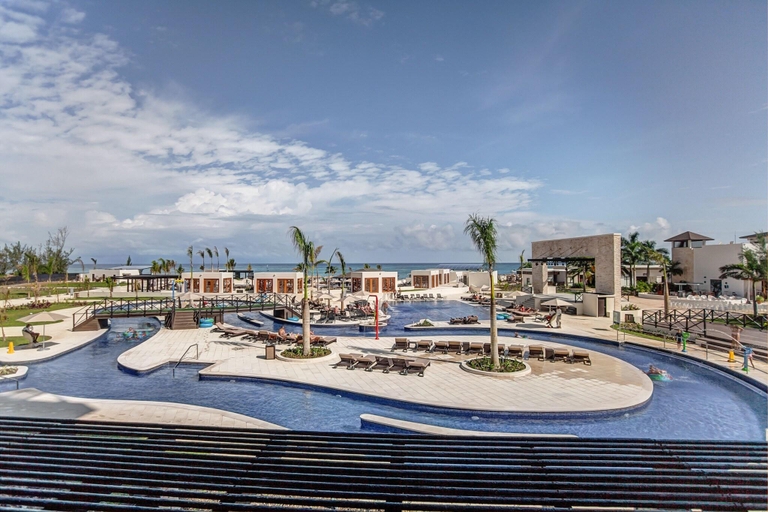 Exterior & Views 2, Royalton Blue Waters Autograph All-Inclusive Resor